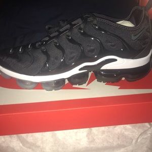 Vapormax plus